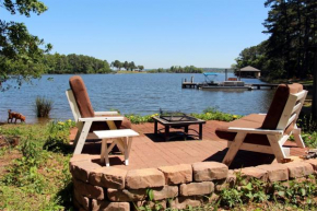 Frankston Home with Deck and Fishing on Lake Palestine